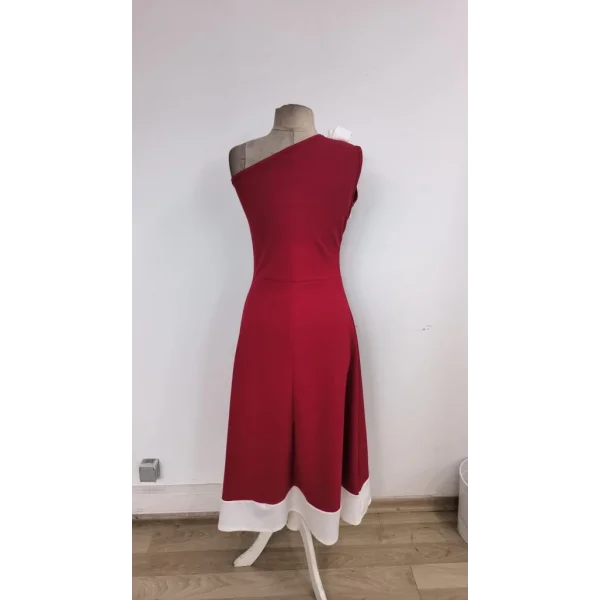 Kadın Tek Omuzu Açık Omuzlardan Kurdela Detaylı çift Renkli Ithal Krep Elbise