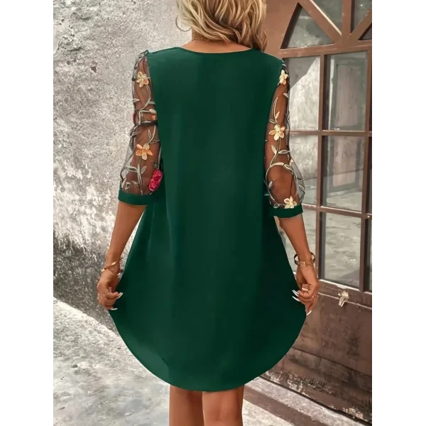 Kadın Truvakar Kol Bisiklet Yaka çiçek Desen Sandy Salaş Kısa Elbise