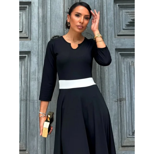 Kadın Truvakarkol Yakası Açık Blok Renkli Krep Midi Elbise