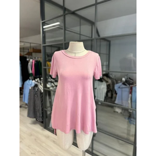 Kadın Türlü Viskon Kumaş Yırtmaç Detaylı Bluz