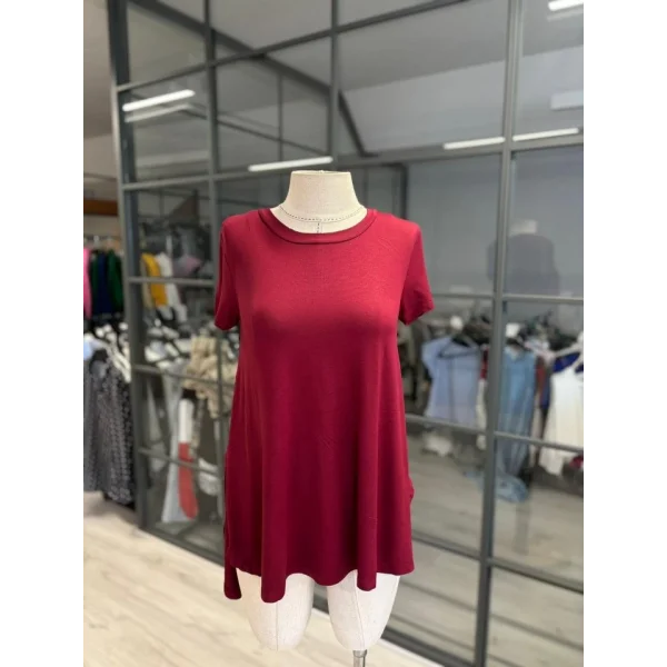 Kadın Türlü Viskon Kumaş Yırtmaç Detaylı Bluz