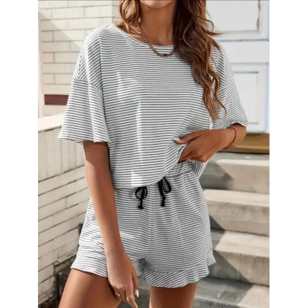 Kadın Üst Bluz Alt Beli Lastikli Şort Viskon Kumaş İkili Takım