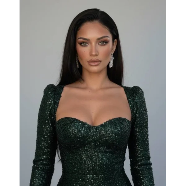 Kadın Uzun Kollu Armut Yaka Pul Payet Işlemeli Mini Gece Elbisesi