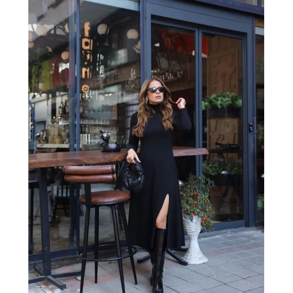 Kadın Uzun Kollu Balıkçı Yaka Derin Yırtmaç Detay Krep Elbise