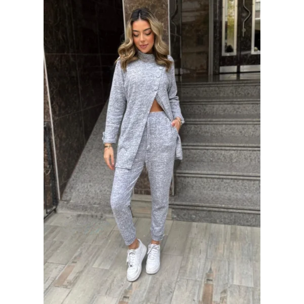 Kadın Uzun Kollu Balıkçı Yaka önden Düğmeli Bluz Ve Pantolon Yumoş Ikili Takım