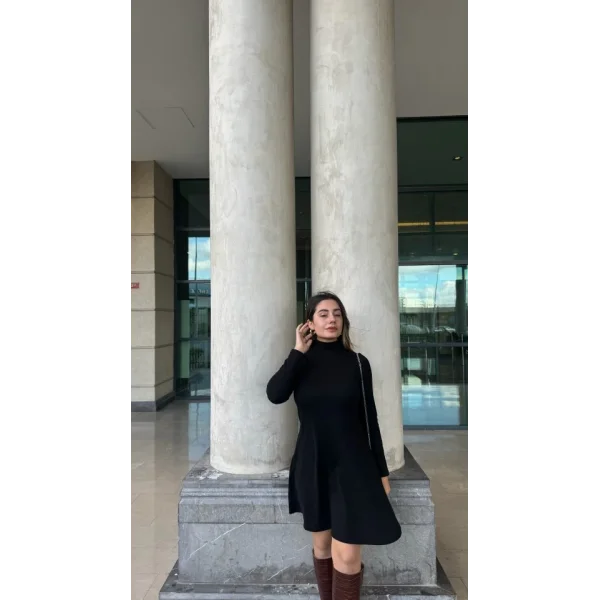 Kadın Uzun Kollu Balıkçı Yaka Salaş Kusa Akrilik Elbise