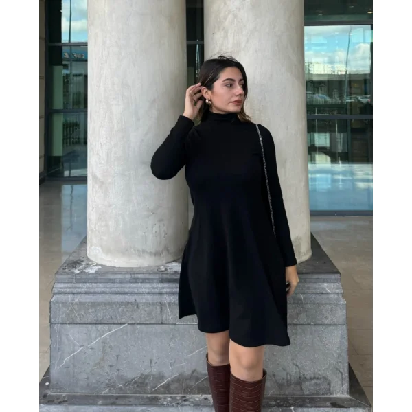 Kadın Uzun Kollu Balıkçı Yaka Salaş Kusa Akrilik Elbise