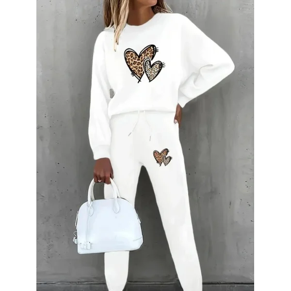 Kadın Uzun Kollu Bisiklet Yaka Kalp Desenli şardonlu üç Iplik Bluz Ve Pantolon Ikili Takım