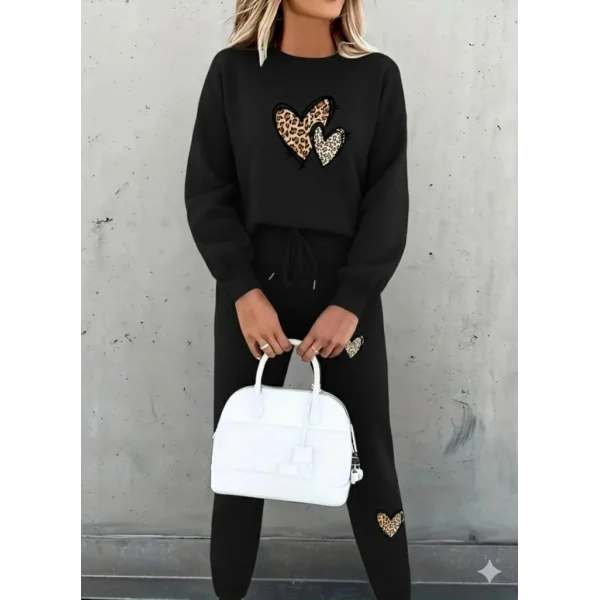 Kadın Uzun Kollu Bisiklet Yaka Kalp Desenli şardonlu üç Iplik Bluz Ve Pantolon Ikili Takım