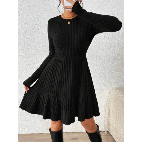 Kadın Uzun Kollu Bisiklet Yaka Kemersiz Eteği Pileli şardonlu Kaşkorse Elbise