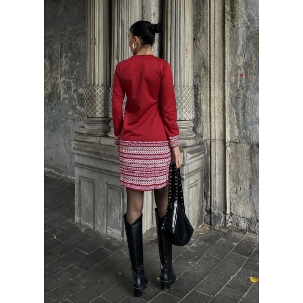 Kadın Uzun Kollu Bisiklet Yaka Kol Ağzı Ve Etek Ucu Baskılı Iki Iplik Elbise