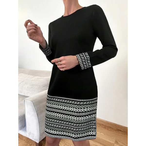 Kadın Uzun Kollu Bisiklet Yaka Kol Ağzı Ve Etek Ucu Baskılı Iki Iplik Elbise