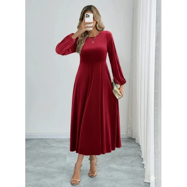 Kadın Uzun Kollu Bisiklet Yaka Midi Kadife Elbise