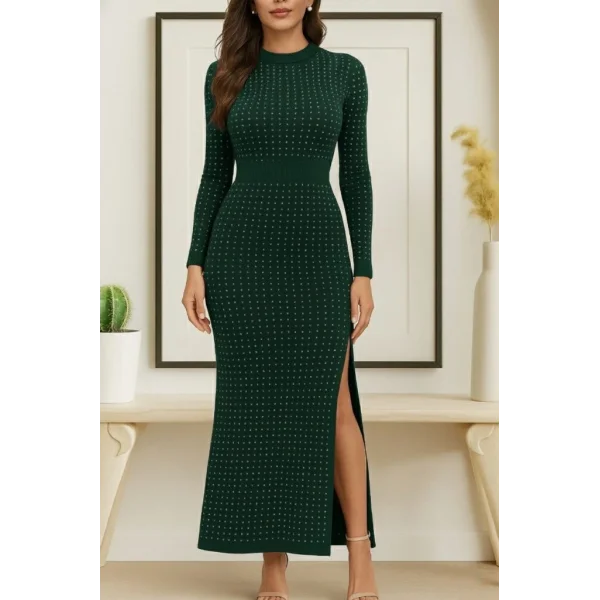 Kadın Uzun Kollu Bisiklet Yaka Taşlı Midi Kadife Elbise