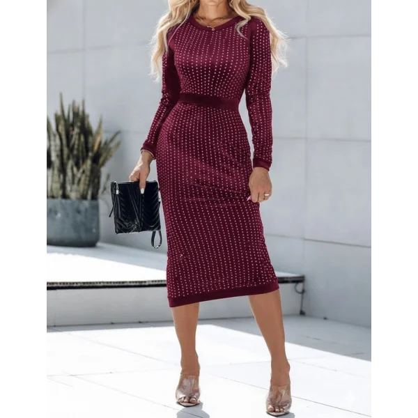 Kadın Uzun Kollu Bisiklet Yaka Taşlı Midi Kadife Elbise