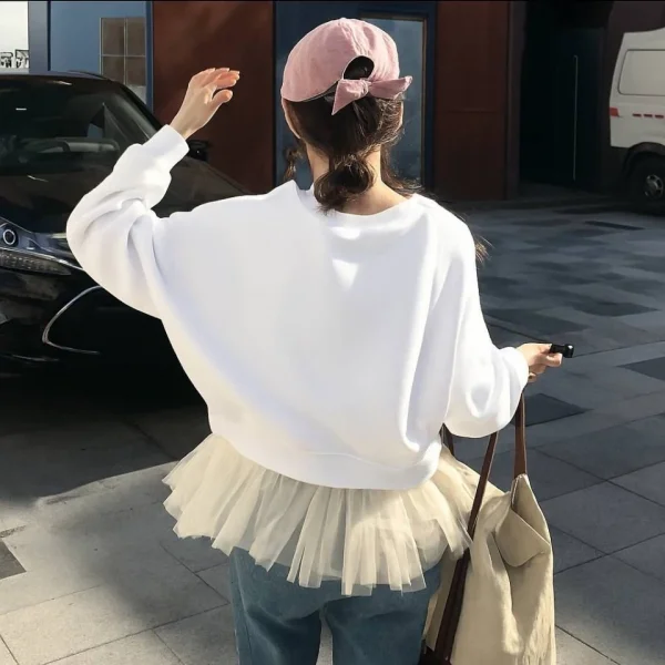 Kadın Uzun Kollu Bisiklet Yaka Tül Volan Detay üç Iplik Sweat