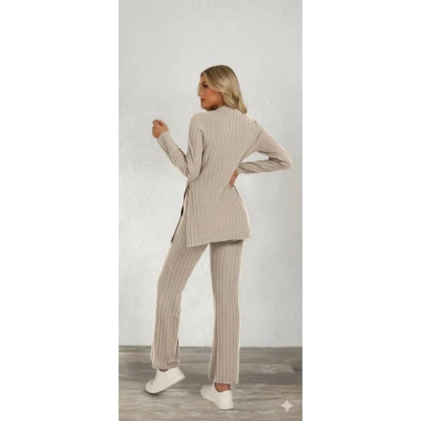 Kadın Uzun Kollu Bisiklet Yaka Yandan Yırtmaçlı şardonlu Kaşkorse Bluz Ve Pantolon Ikili Takım