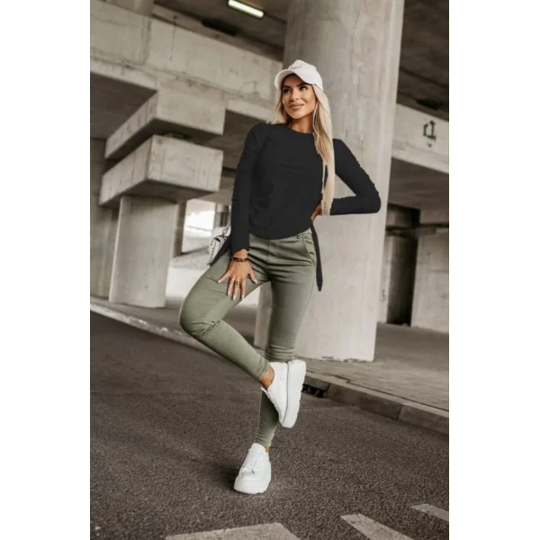 Kadın Uzun Kollu Bisiklet Yaka Yanları Ve Kolları Büzgülü Kadife Bluz