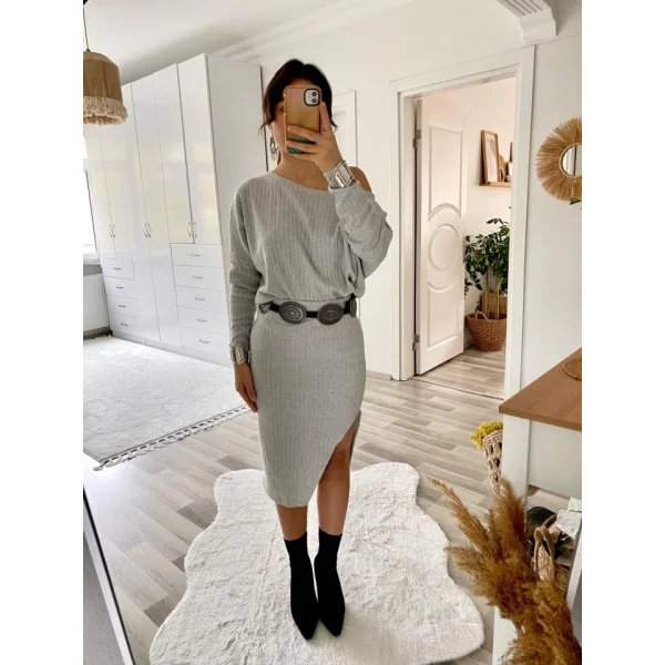 Kadın Uzun Kollu Düşük Omuz Yırtmaç Detay Kaşkorse Etek Bluz Ikili Takım