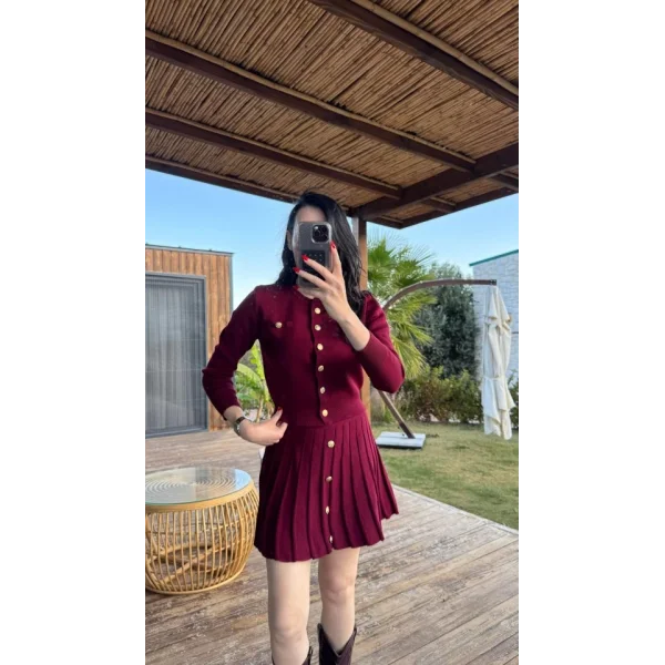 Kadın Uzun Kollu Gold Düğme Detay Yelek Ve Pileli Mini Etek Ikili Takım