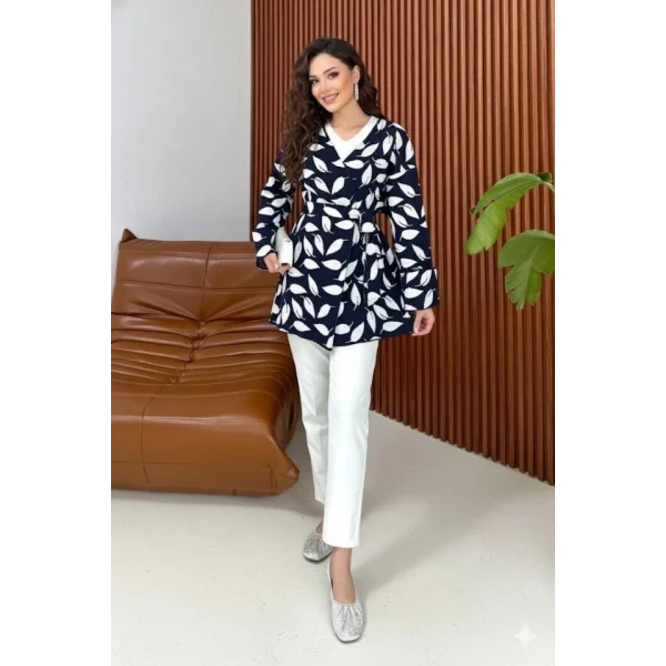 Kadın Uzun Kollu Kadın Uzun Kollu Yaprak Desen Kuşak Dahil Hırka