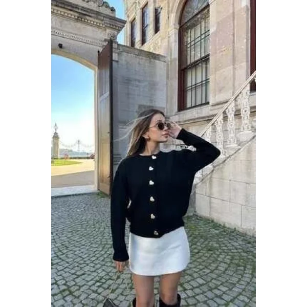 Kadın Uzun Kollu Kalp Düğme Detay Hırka