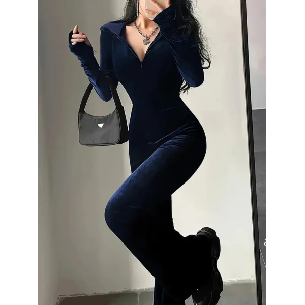 Kadın Uzun Kollu Kapşonlu Fermuarlı Kadife Tulum