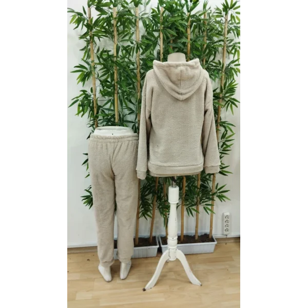 Kadın Uzun Kollu Kapşonlu önden Cepli Peluş Alt Ve üst Ikili Takım