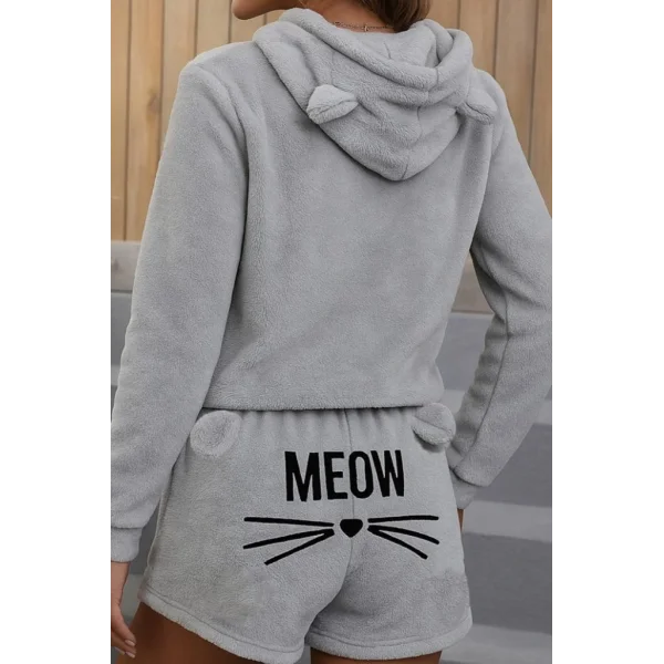 Kadın Uzun Kollu Kapşonlu Peluş Bluz Ve Kısa Short Ikili Takım
