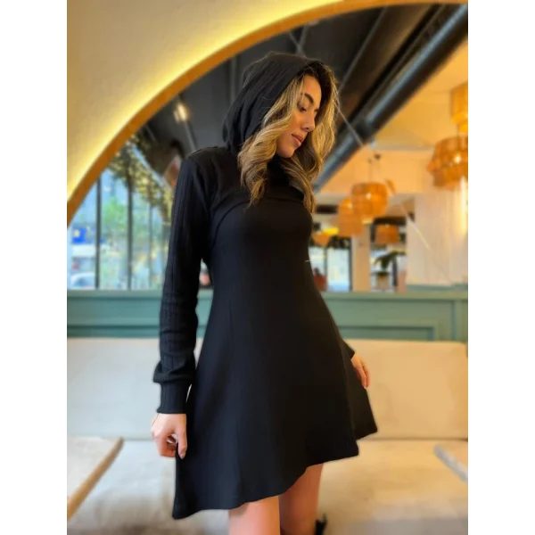 Kadın Uzun Kollu Kapüşonlu Ceket üst Ve Askısız Kare Yaka A Kesim şardonlu Kaşkorse Elbise