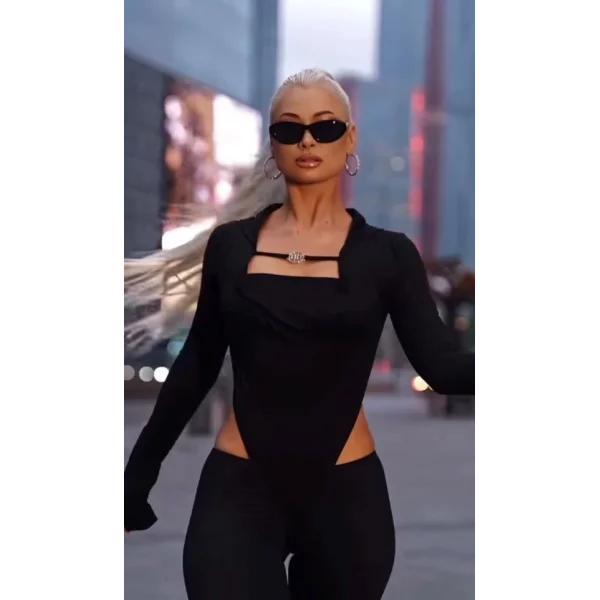 Kadın Uzun Kollu Kare Yaka Toka Ve Bel Dekoltesi Detaylı Tulum Tulum