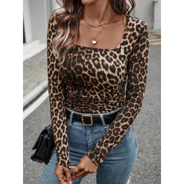 Kadın Uzun Kollu Kare Yakalı Leopar Desenli Dalgıç Bluz