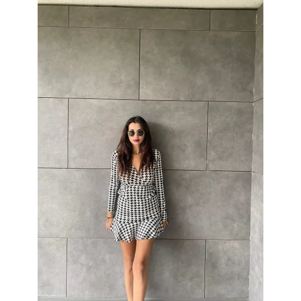 Kadın Uzun Kollu Kruvaze Yaka Kazayağı Mikro Mini Boy Elbise