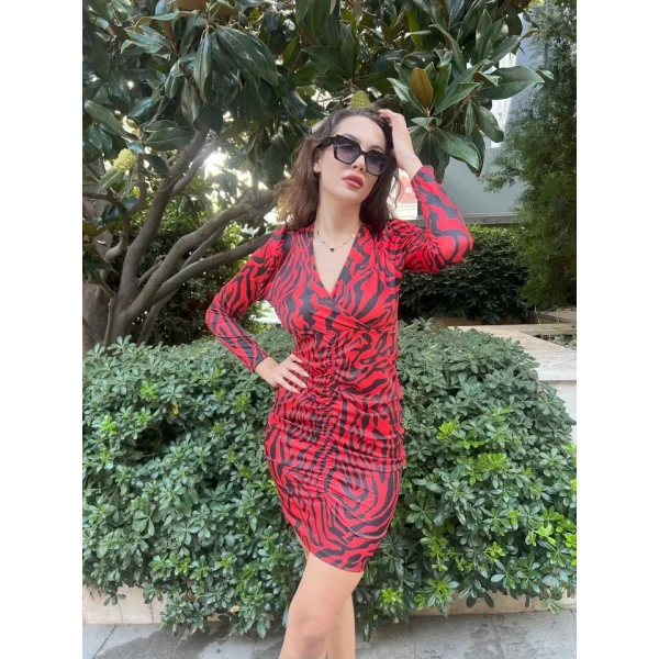 Kadın Uzun Kollu Kruvaze Yaka ön Kısım Büzgülü Zebra Desen Dalgıç Elbise