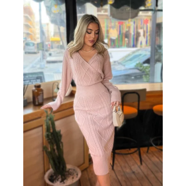 Kadın Uzun Kollu Kruvaze Yaka Triko Midi Boy Elbise