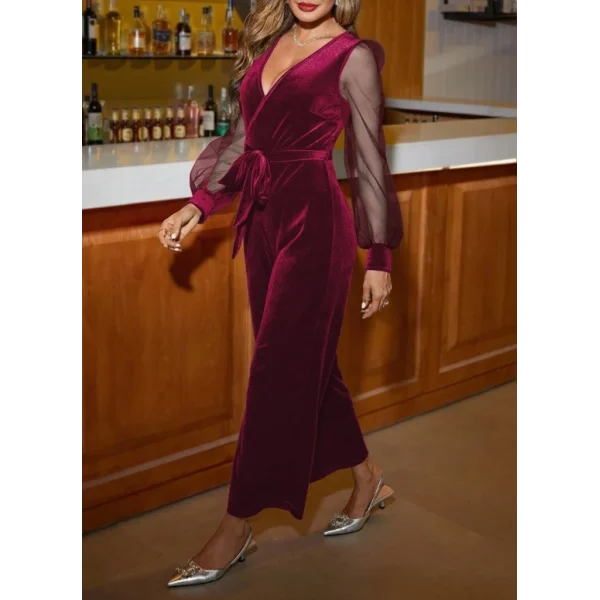 Kadın Uzun Kollu Kruvaze Yakalı Belden Kuşaklı Tül Detaylı Kadife Tulum