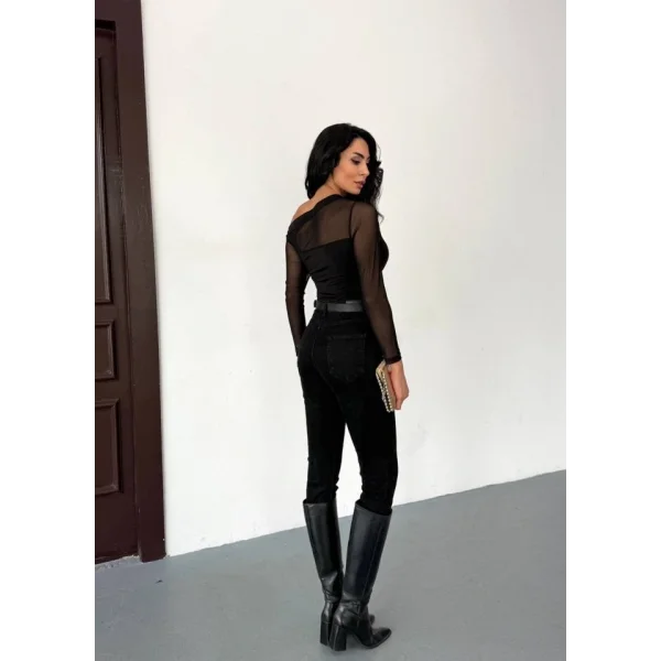 Kadın Uzun Kollu Omuz Dekoltesi Ve Transparan Tül Detay Bluz