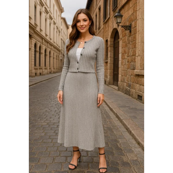 Kadın Uzun Kollu önden Düğmeli Bluz Ve Yüksek Bel A Kesim Uzun Etek şardonlu Kaşkorse Ikili Takım