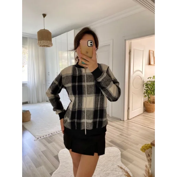 Kadın Uzun Kollu önden Fermuarlı Ekose Desenli Ceket