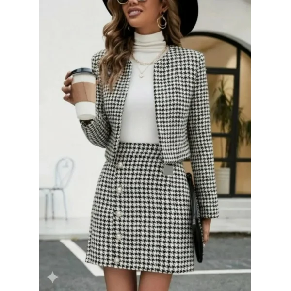 Kadın Uzun Kollu önü Açık Dokuma Ceket Ve Mini Etek Ikili Takım