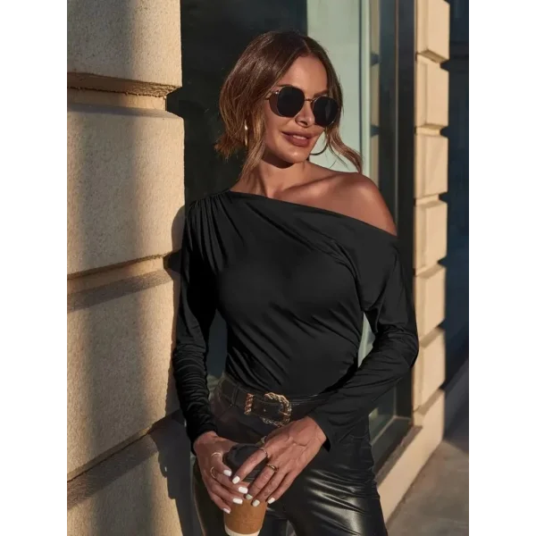 Kadın Uzun Kollu Tek Omuzu Açık Büzgü Detaylı Sandy Bluz