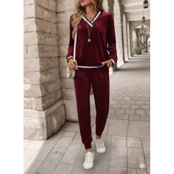 Kadın Uzun Kollu V Yaka Kadife Bluz Ve Pantolon Ikili Takım