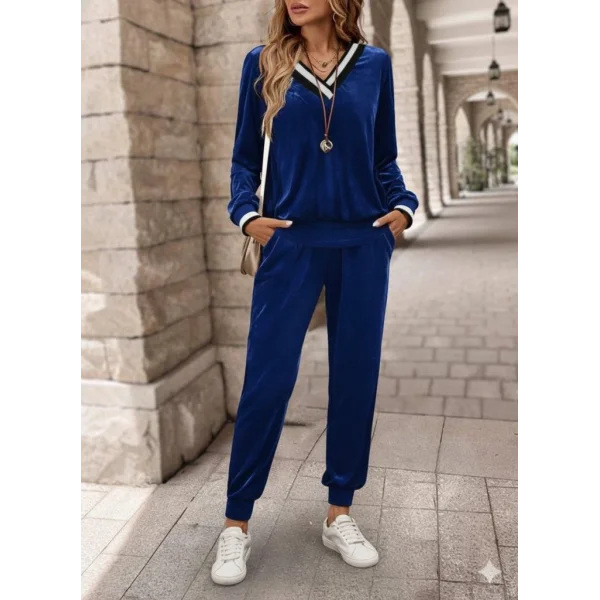 Kadın Uzun Kollu V Yaka Kadife Bluz Ve Pantolon Ikili Takım