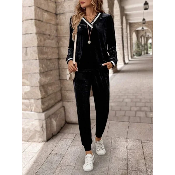 Kadın Uzun Kollu V Yaka Kadife Bluz Ve Pantolon Ikili Takım