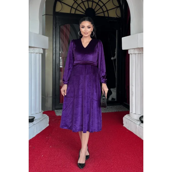 Kadın Uzun Kollu V Yaka Kuşak Dahil Kadife Kumaş Midi Boy Elbise