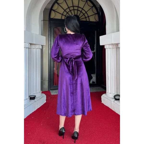 Kadın Uzun Kollu V Yaka Kuşak Dahil Kadife Kumaş Midi Boy Elbise