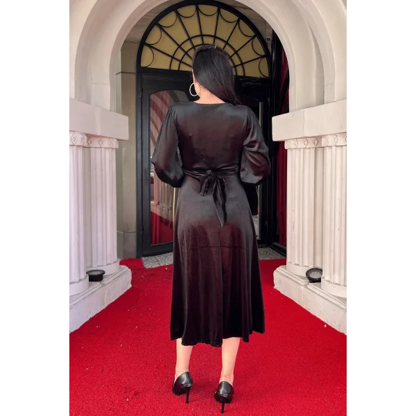 Kadın Uzun Kollu V Yaka Kuşak Dahil Kadife Kumaş Midi Boy Elbise