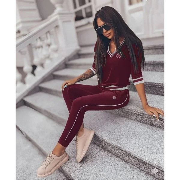 Kadın Uzun Kollu V Yaka Yakası Ve Kol Ağzı şerit Detay Kadife Takım