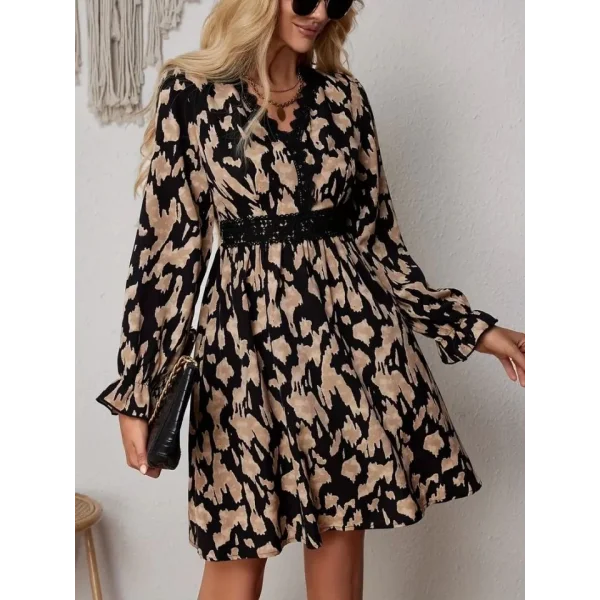 Kadın Uzun Kollu V Yakalı Dantel Detaylı Desenli Dalgıç Elbises