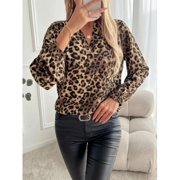 Kadın Uzun Kollu V Yakalı Modal Leopar Desenli Bluz